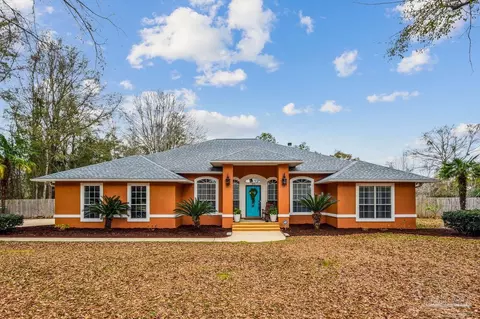 940 Broken Arrow Ln, Cantonment, FL 32533