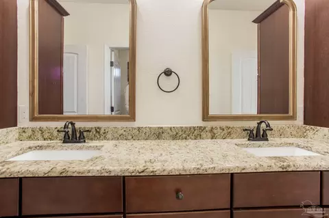 Bath - 5342 Southlake Dr, Pace, FL 32571 photo 9 of 10
