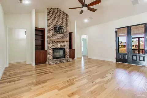 Living - 5342 Southlake Dr, Pace, FL 32571 photo 2 of 3