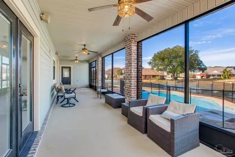 Exterior - 5342 Southlake Dr, Pace, FL 32571 photo 4 of 10