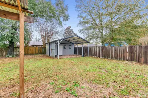 Exterior - 6543 Eagle Crest Dr, Milton, FL 32570 photo 2 of 3