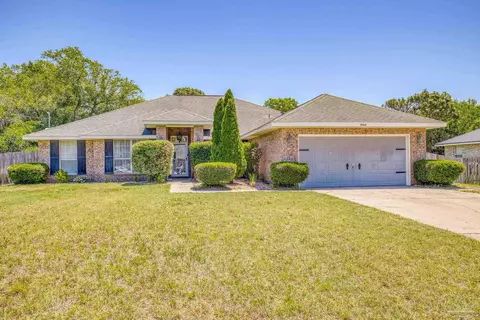 1944 Seahawk Ln, Navarre, FL 32566