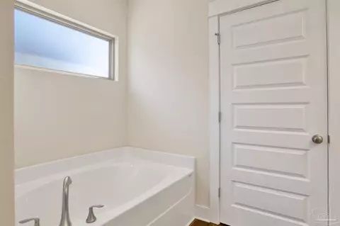 Entry Way - 2861 Avalon St, Cantonment, FL 32533 photo 3 of 4