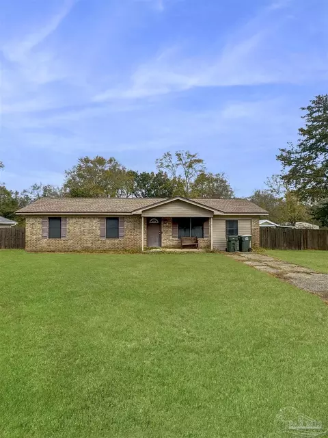 1374 Tobias Rd, Cantonment, FL 32533