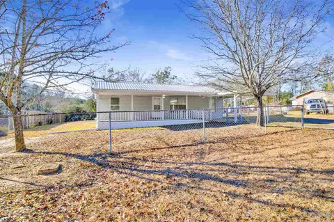 1945 Stacey Rd, Cantonment, FL 32533