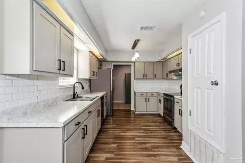 Kitchen - 3503 Ashmore Ln, Pace, FL 32571 photo 1 of 3