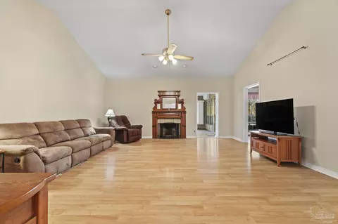 2657 Stallion Rd, Cantonment, FL 32533 photo 8