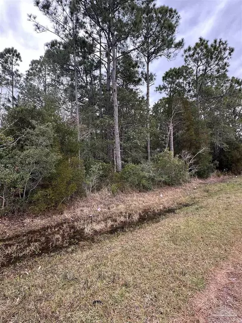 2151 Copelare Dr, Milton, FL 32583 photo 24
