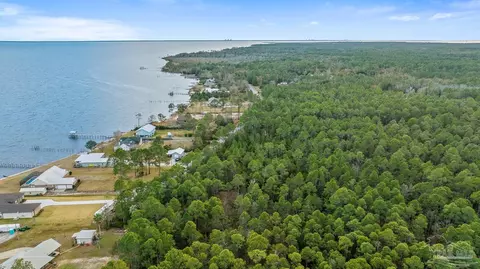 2151 Copelare Dr, Milton, FL 32583 photo 13