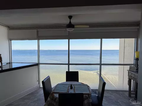 825 Bayshore Dr #1208, Pensacola, FL 32507