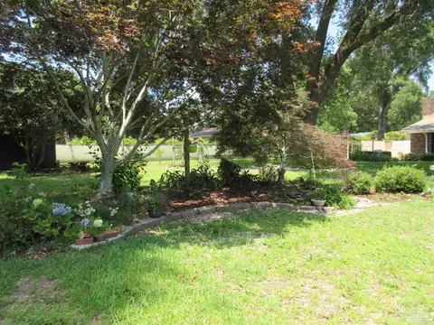 Exterior - 4653 Briaroak Dr, Pace, FL 32571 photo 6 of 13