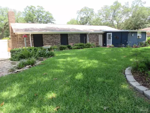 Exterior - 4653 Briaroak Dr, Pace, FL 32571 photo 2 of 13