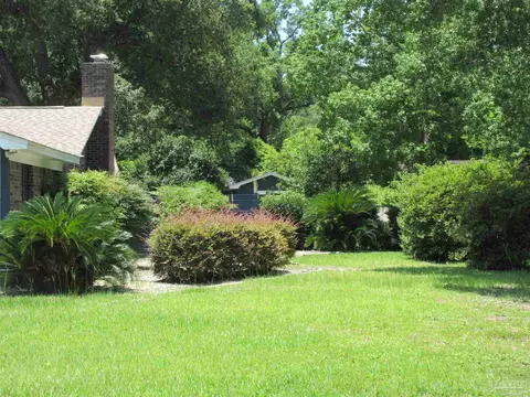 Exterior - 4653 Briaroak Dr, Pace, FL 32571 photo 11 of 13