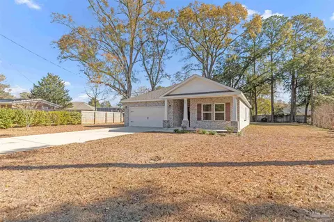 Exterior - 507 Gil Ava, Crestview, FL 32536 photo 2 of 6