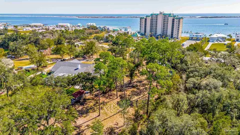 10420 Gulf Beach Hwy, Pensacola, FL 32507