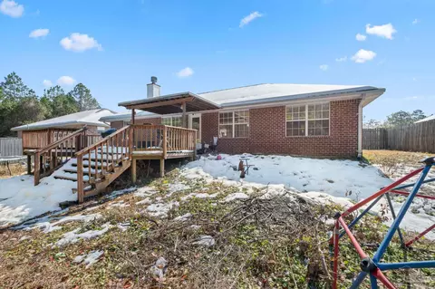 Exterior - 4874 Jaimee Leigh Dr, Milton, FL 32570 photo 4 of 5