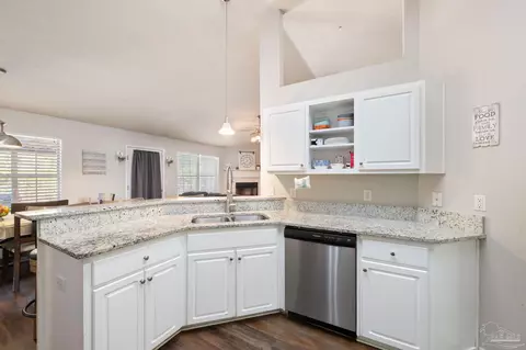 Kitchen - 4874 Jaimee Leigh Dr, Milton, FL 32570 photo 2 of 3