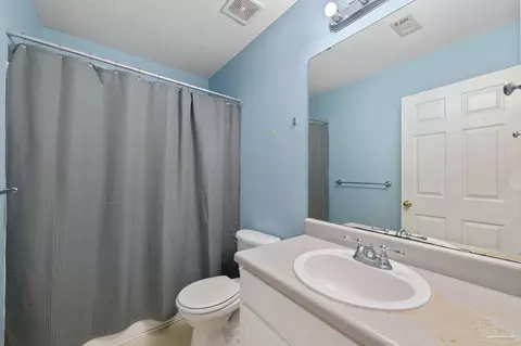Bath - 4874 Jaimee Leigh Dr, Milton, FL 32570 photo 3 of 4
