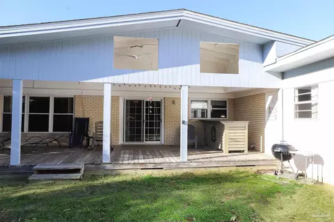 11333 Gulf Beach Hwy, Pensacola, FL 32507