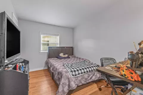 Bedroom - 751 Archer Rd, Cantonment, FL 32533 photo 7 of 7