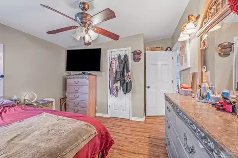 Bedroom - 751 Archer Rd, Cantonment, FL 32533 photo 4 of 7