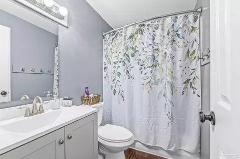 Bath - 751 Archer Rd, Cantonment, FL 32533 photo 2 of 2