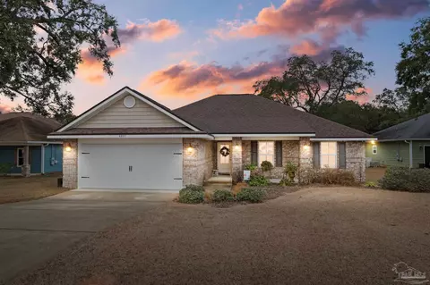 4987 Creekside Ln, Milton, FL 32570