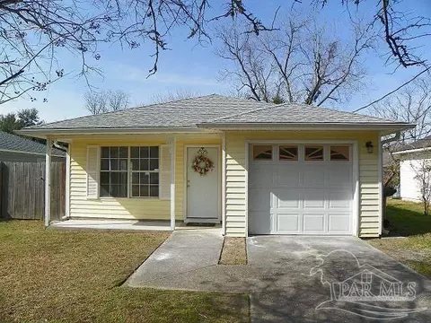 6119 Hilburn Rd, Pensacola, FL 32504