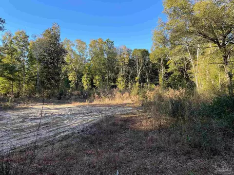 8686 Fields Rd, Milton, FL 32583 photo 5