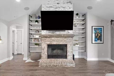 Living - 6104 Stonechase Blvd, Pace, FL 32571 photo 3 of 3