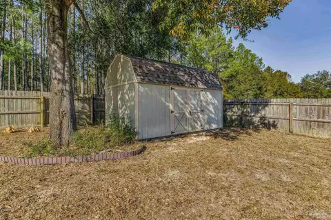 Exterior - 2854 Wallace Lake Rd, Pace, FL 32571 photo 13 of 20
