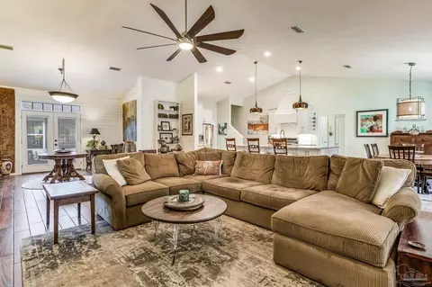Living - 2854 Wallace Lake Rd, Pace, FL 32571 photo 2 of 5