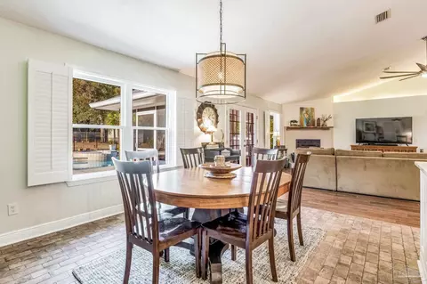 Dining - 2854 Wallace Lake Rd, Pace, FL 32571 photo 2 of 3