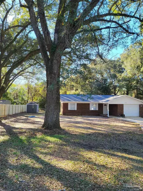 5688 Reginas Way, Milton, FL 32570