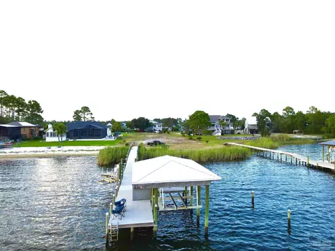 7809 Petersen Pt Rd, Milton, FL 32583 photo 16