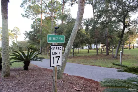 7809 Petersen Pt Rd, Milton, FL 32583 photo 28