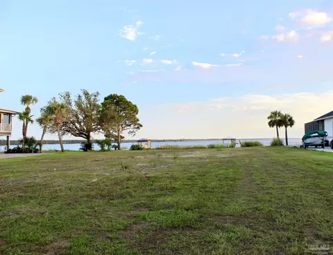 7809 Petersen Pt Rd, Milton, FL 32583 photo 12