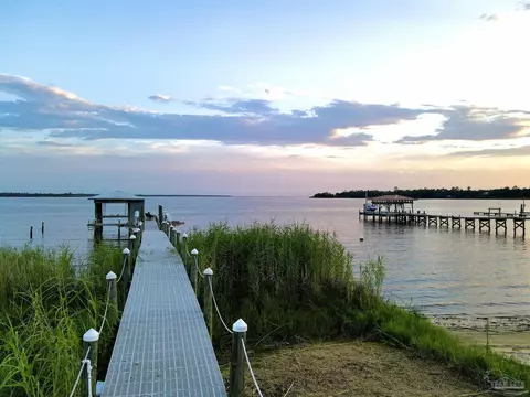 7809 Petersen Pt Rd, Milton, FL 32583 photo 4