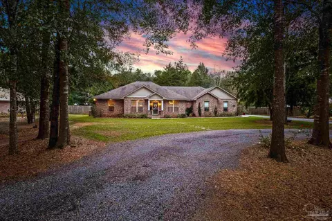 5469 Hamilton Ln, Pace, FL 32571 photo 2