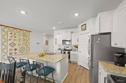 Kitchen - 5808 Danbury Blvd, Pace, FL 32571 photo 2 of 4