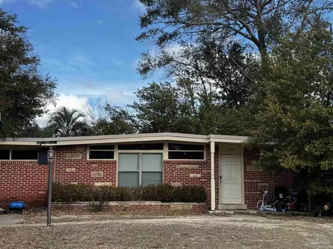 6518 Robin Ave, Milton, FL 32570