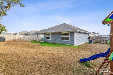 Exterior - 5341 Peach Dr, Pace, FL 32571 photo 6 of 7
