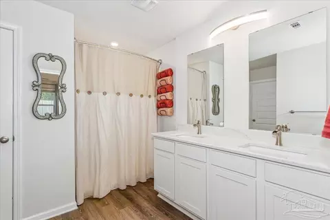Bath - 5341 Peach Dr, Pace, FL 32571 photo 1 of 3