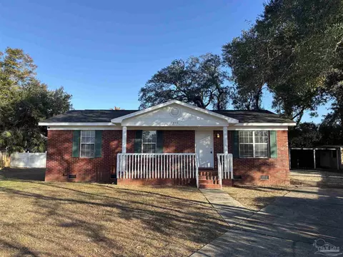 7859 Galaxy Ct, Pensacola, FL 32506