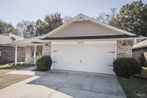 Exterior - 5002 Covenant Cir, Pace, FL 32571 photo 2 of 6