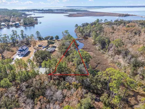 3116 Bernath Dr, Milton, FL 32583 photo 3