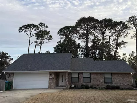 407 Williamsburg Dr, Gulf Breeze, FL 32561