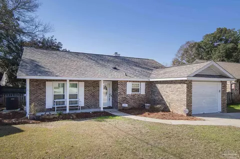 1113 Signal Hill Ln, Pensacola, FL 32514