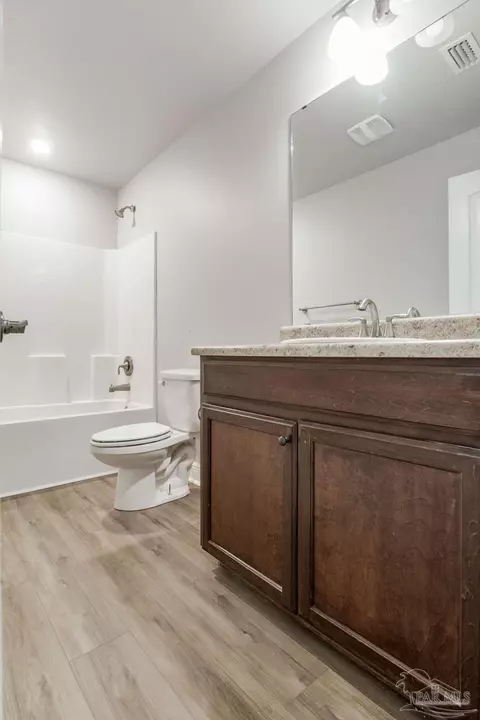 Bath - 1426 Promenade Loop, Cantonment, FL 32533 photo 4 of 6
