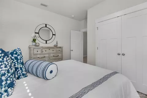 3128 Silver Maple Dr, Cantonment, FL 32533 photo 6